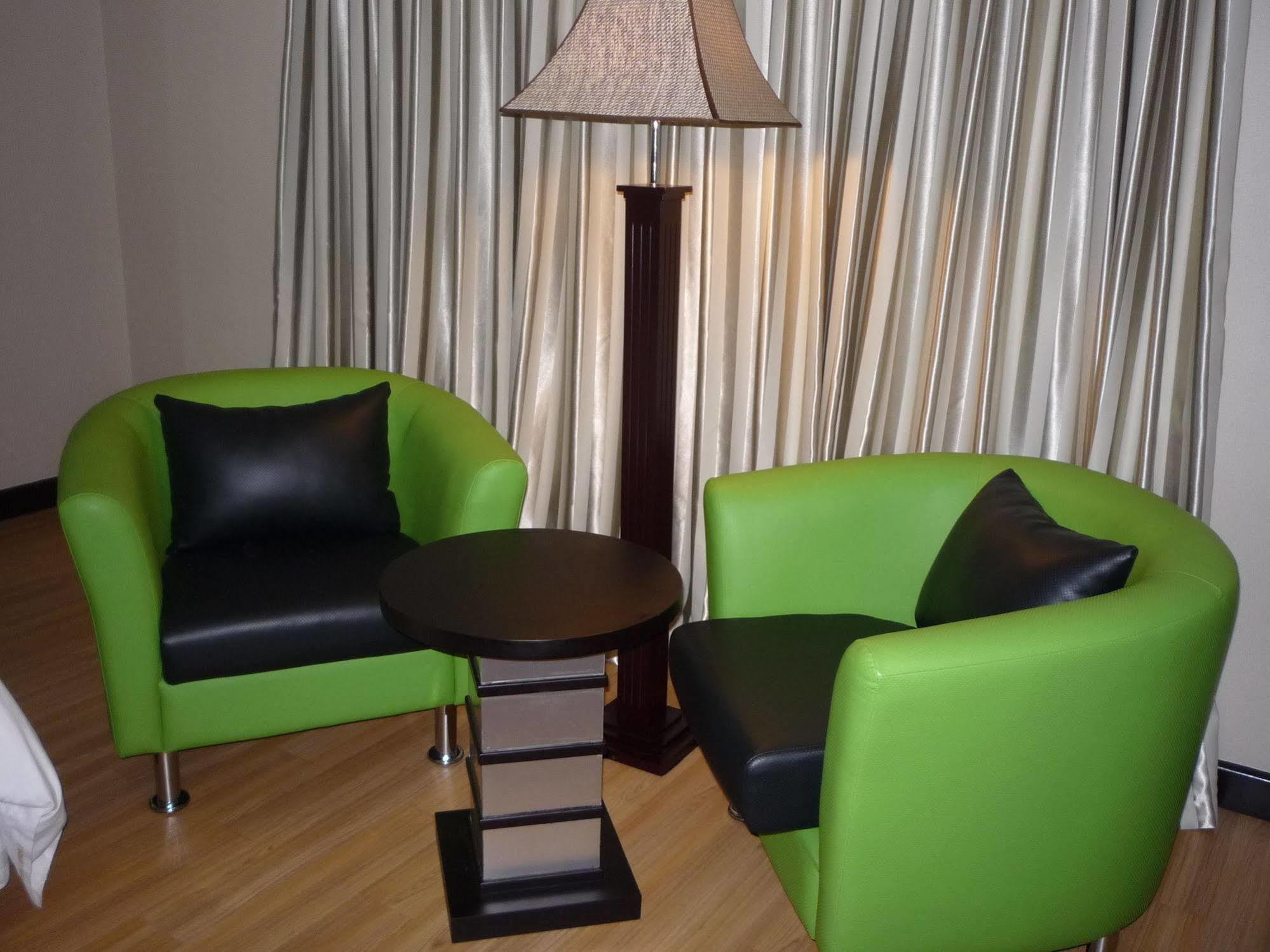 Labuk Hotel Sandakan Ngoại thất bức ảnh