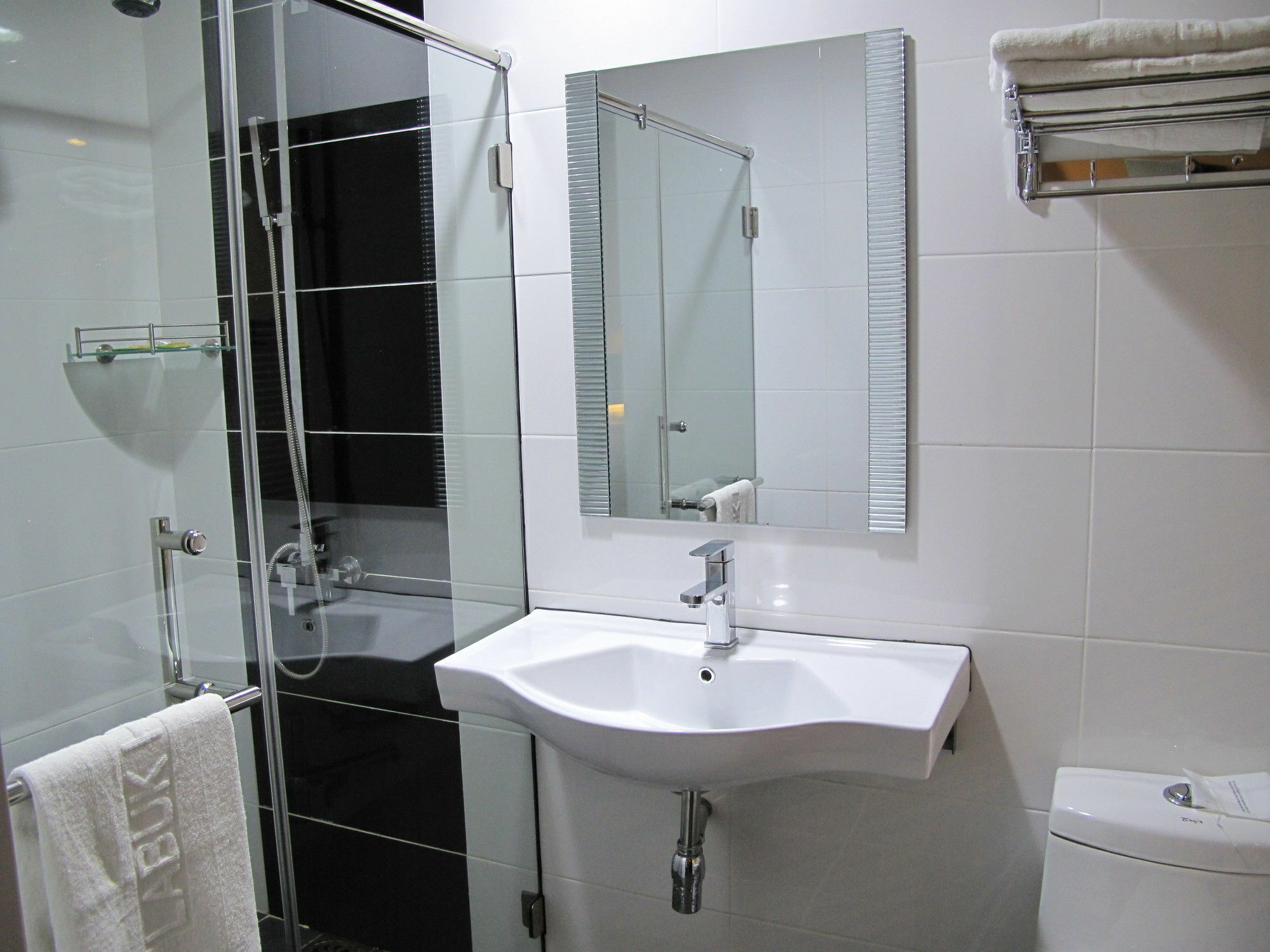 Labuk Hotel Sandakan Ngoại thất bức ảnh